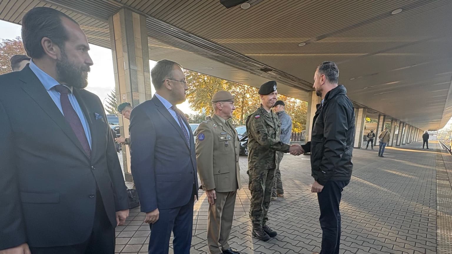 Polish defense minister arrives in Kyiv week after Russian drone incursion