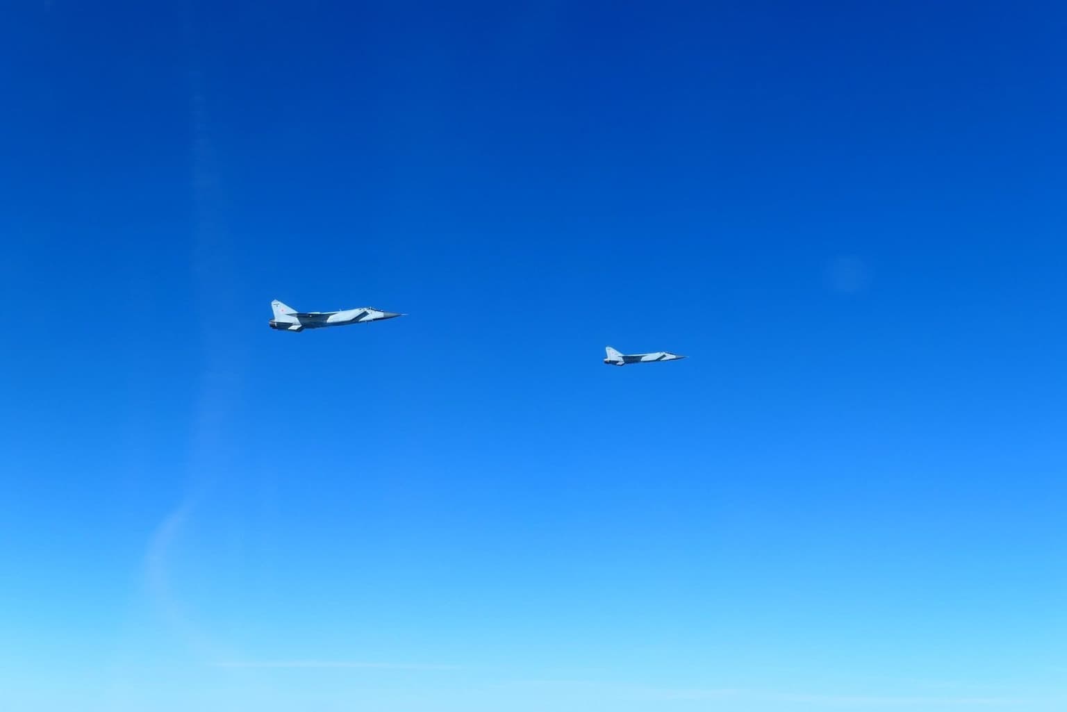 Hungarian fighter jets intercept 5 Russian aircraft over Baltic Sea