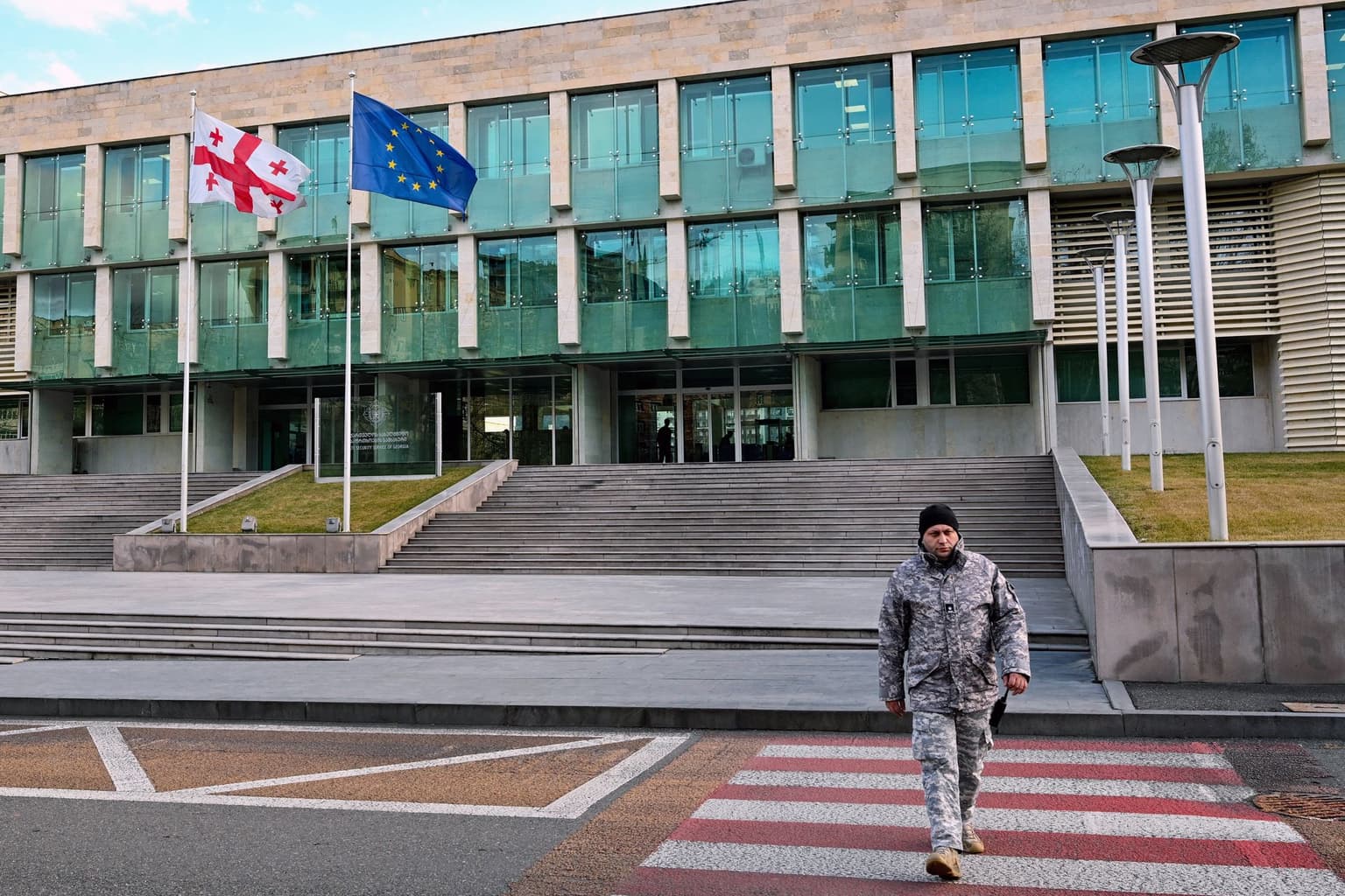 Georgia hasn't informed Kyiv about 2 Ukrainians detained over explosives allegations