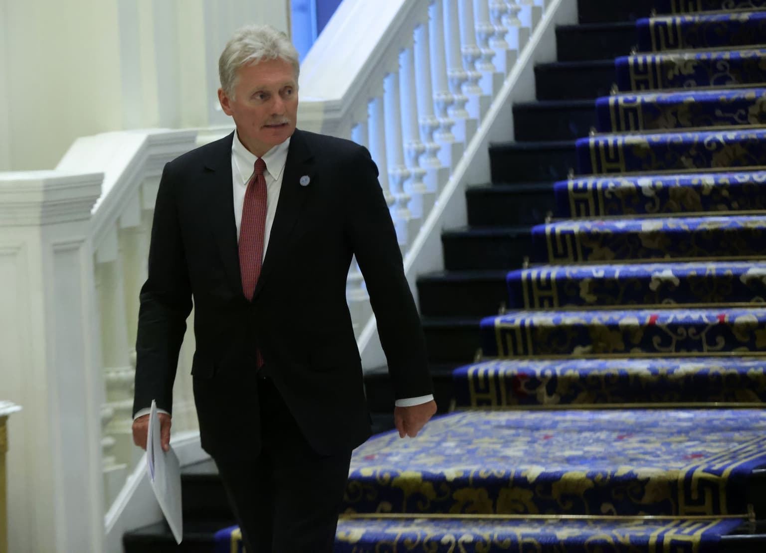 Ukraine-Russia peace talks on 'pause,' Kremlin says