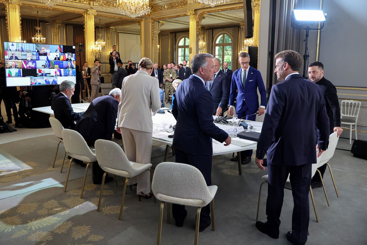 'Coalition of the Willing' convenes in Paris as 39 countries discuss Ukraine security guarantees, call with Trump planned