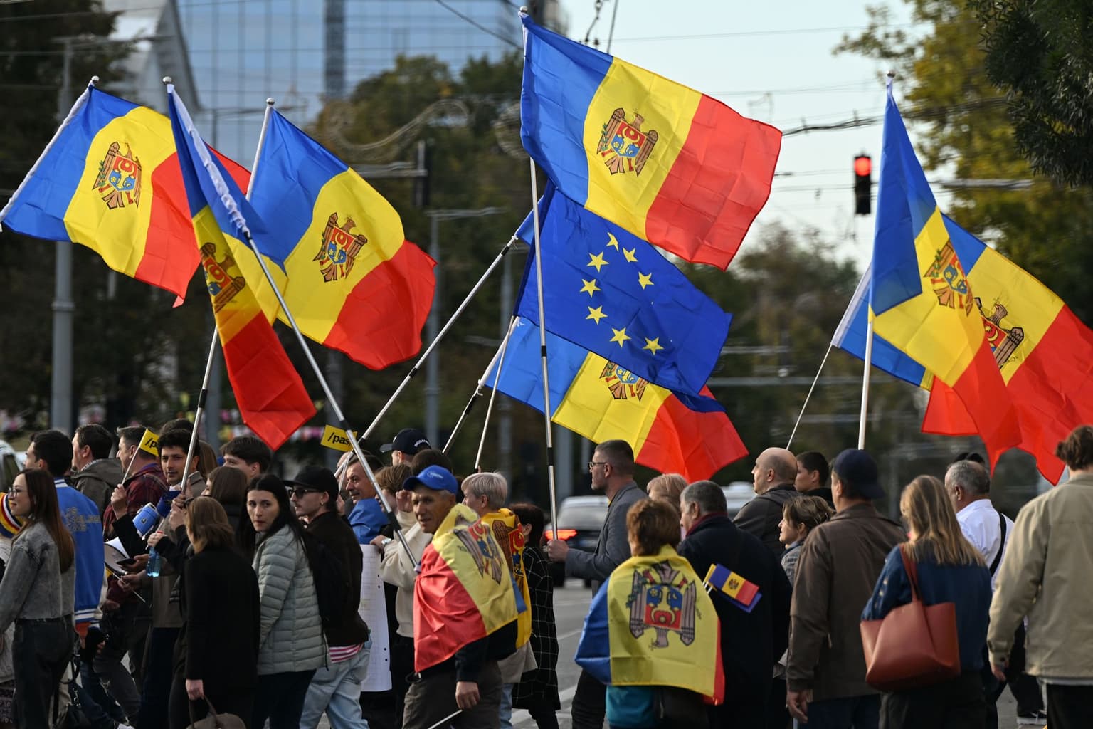 A pro-EU rally on the final day of the electoral campaign in Chișinău, Moldova, on Sept. 26, 2025. 