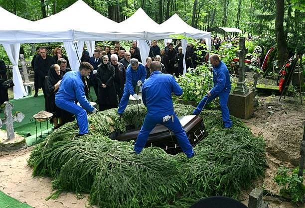 Over 163,000 Russian soldiers killed in Ukraine identified by media investigation