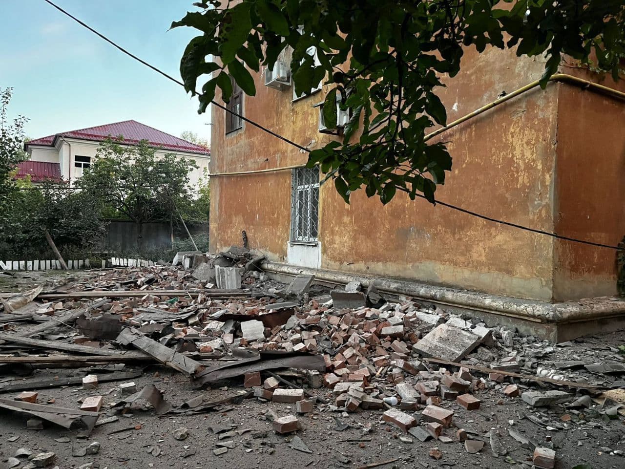 Russian attacks kill 7, injure 34 in Ukraine over past day