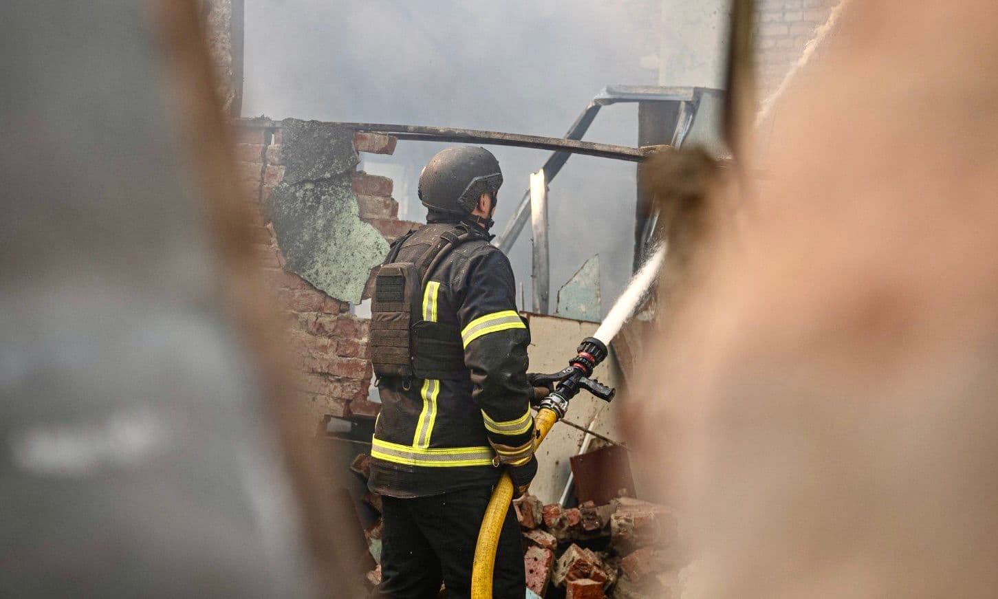 Russian strikes kill 3, injure 54, hit Ukrainian railway infrastructure over past day