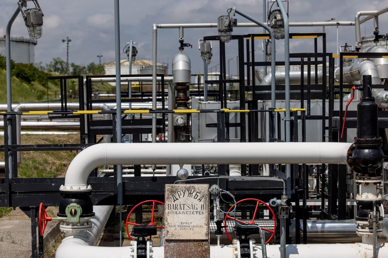 UK exempts Druzhba pipeline as it unveils its biggest Russia sanctions package, document shows