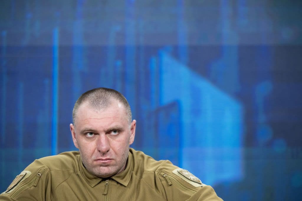 2 powerful Ukrainian agencies are fighting in the open. Both say only Russia is to win