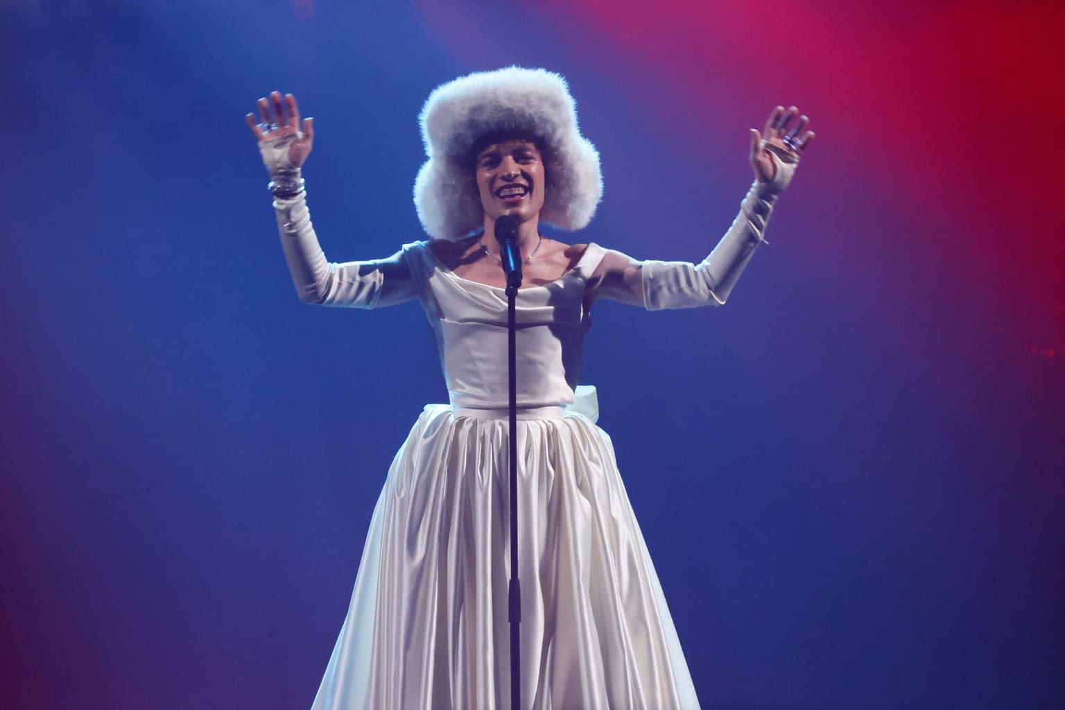 Eurovision winner Nemo to perform first solo concert in Kyiv after Russian attacks