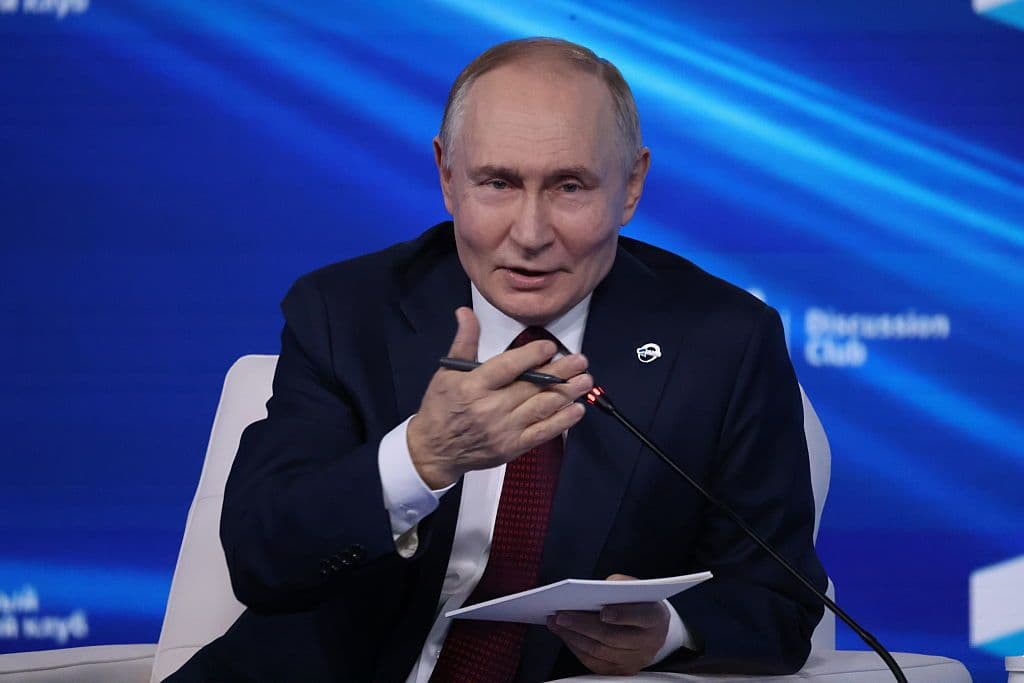 'I won't do it anymore' — Putin jokes, dismissing European drone sightings