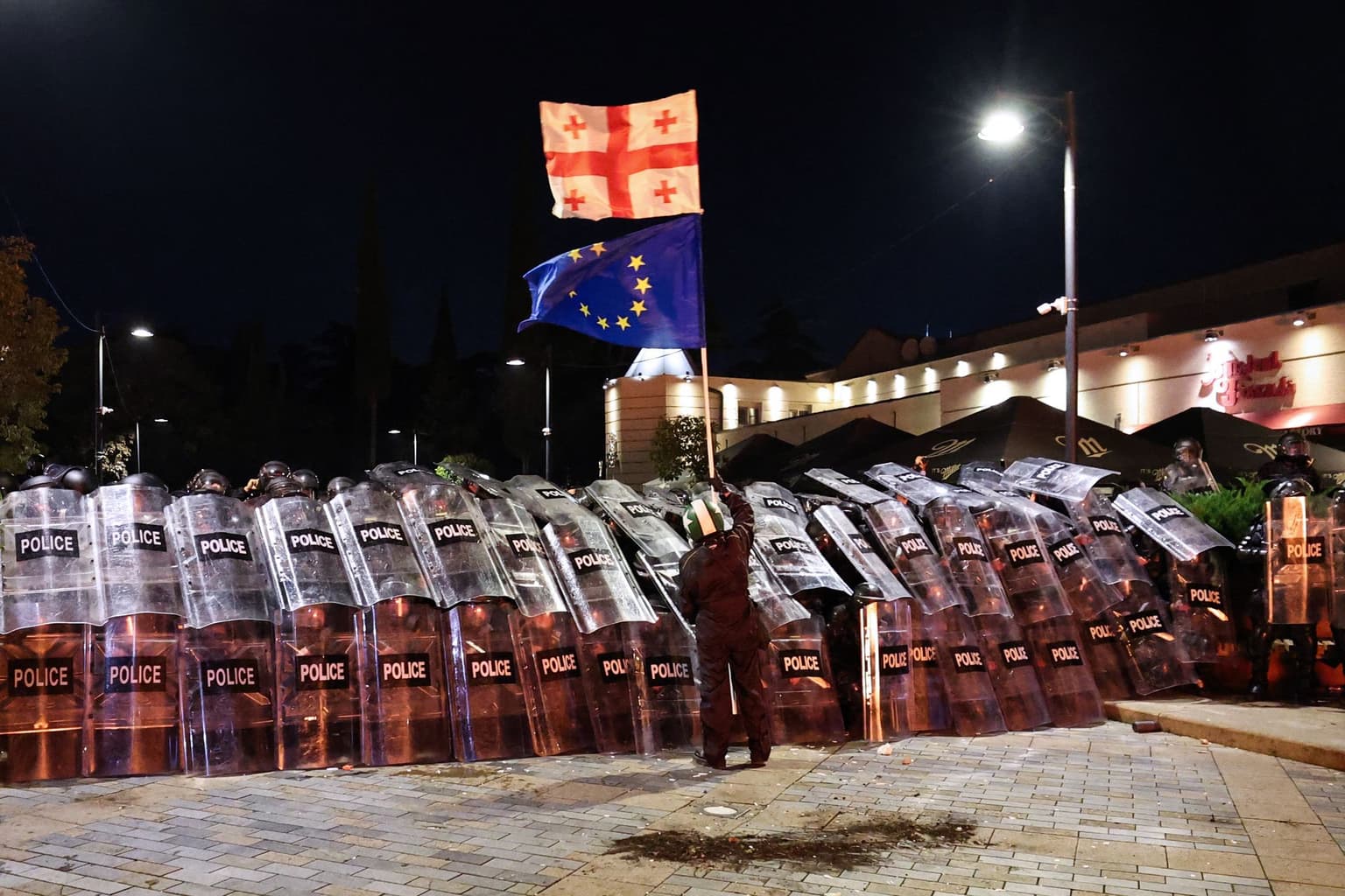 Amid controversial elections, Georgian protestors attempt to storm presidential palace