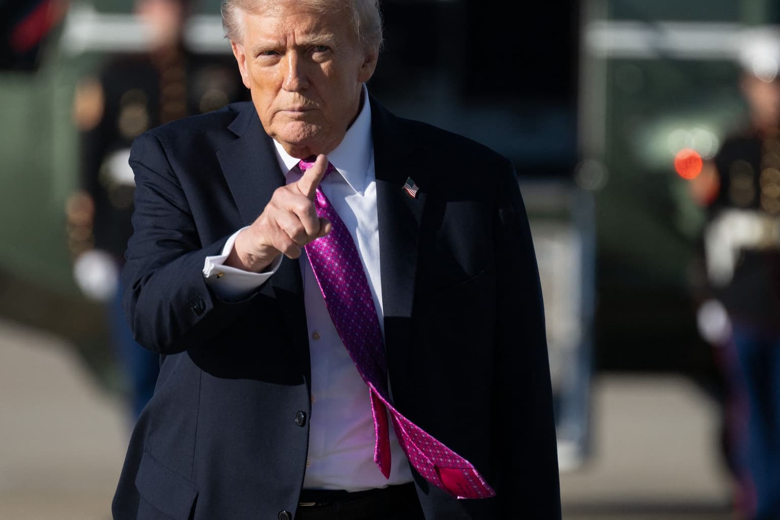 Trump orders nuclear tests after lambasting Russia over nuclear-powered missile