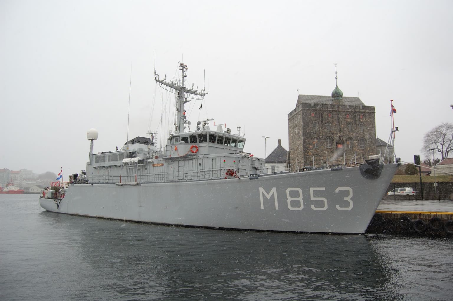 Netherlands delivers minehunter ship to Ukraine, Navy commander says
