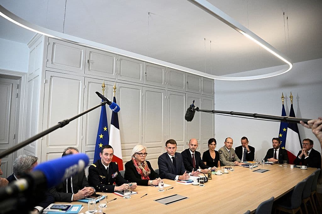 Coalition of the Willing meets, agrees to develop 'robust security guarantees' for Ukraine amid peace talks