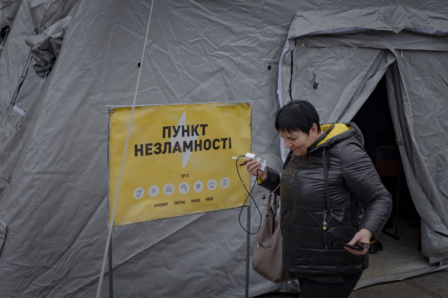 Over 10,000 left without power in Chernihiv Oblast following Russian strike