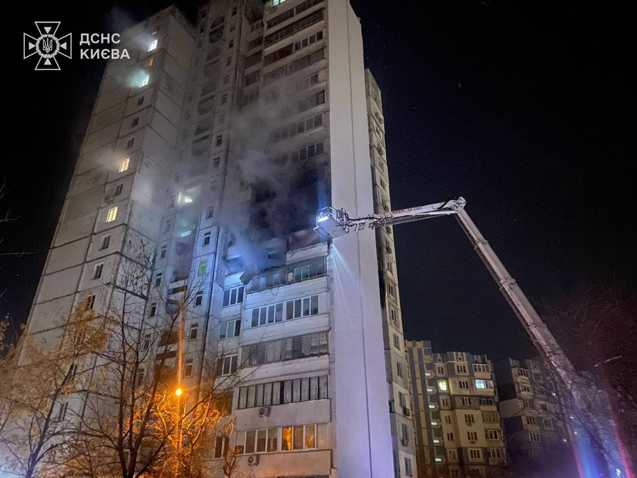 'Russians are striking residential buildings' — 1 person killed, 25 injured in Kyiv amid massive missile, drone attack