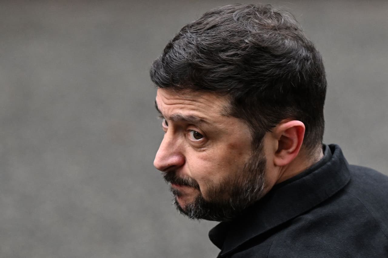 Zelensky calls for 'Article 5-like' security guarantees as he visits Germany for peace talks with US, European officials