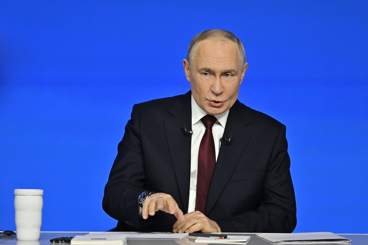 Putin repeats maximalist demands for peace talks as he starts annual press conference