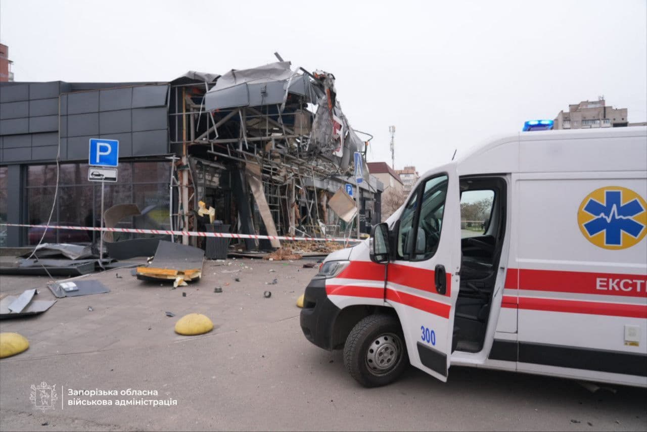 Russia hits supermarket in Zaporizhzhia in Ukraine, injures at least 6, including child