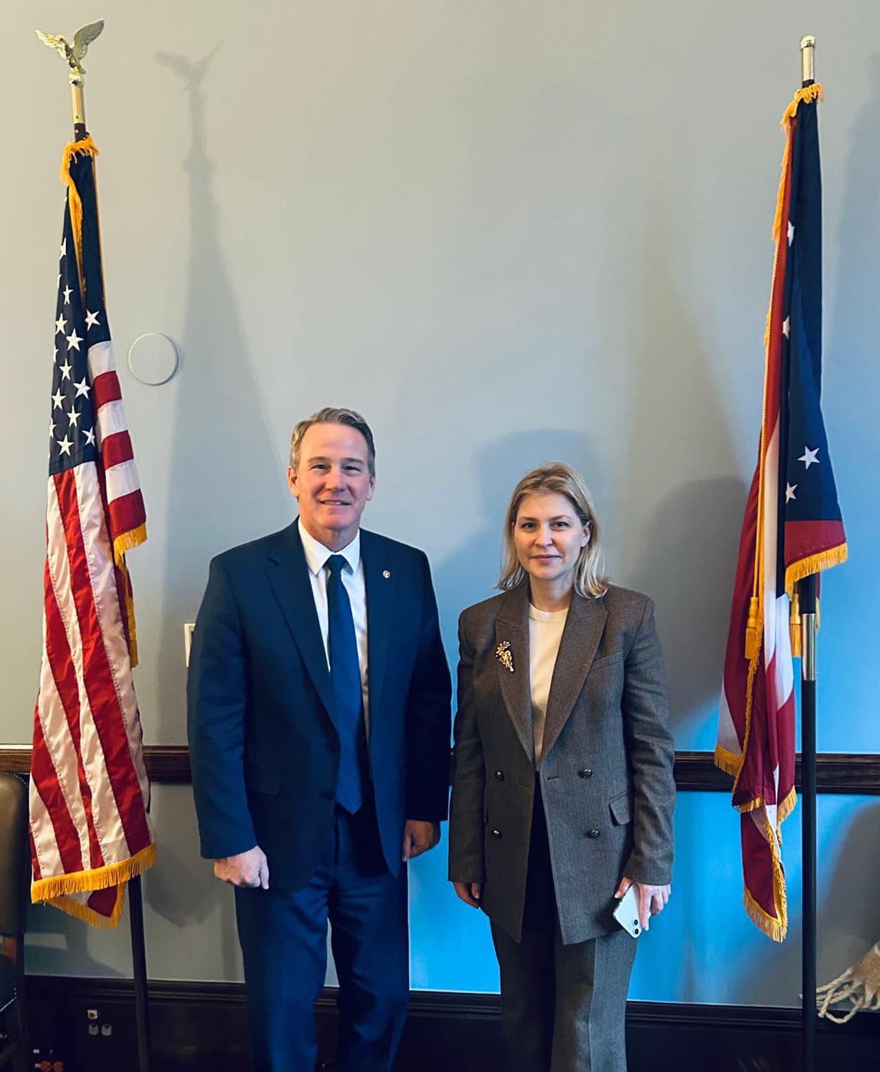 US senators introduce bipartisan sanctions bill targeting Russian oil profits