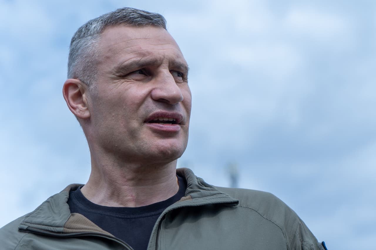 Zelensky picks a fight with Kyiv Mayor Klitschko as mismanagement, Russian attacks push city to the brink