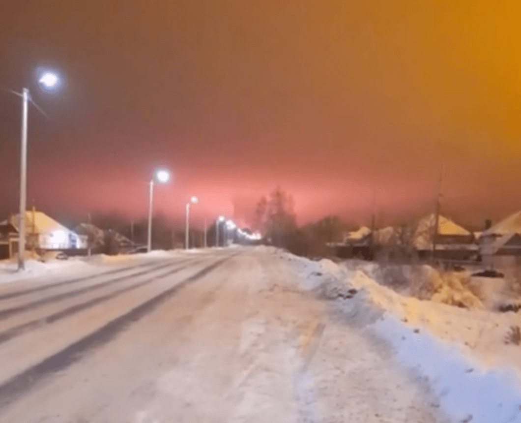 'Explosions rang out all night' — SBU conducts fresh strikes on ammunition depot and oil facility deep inside Russia