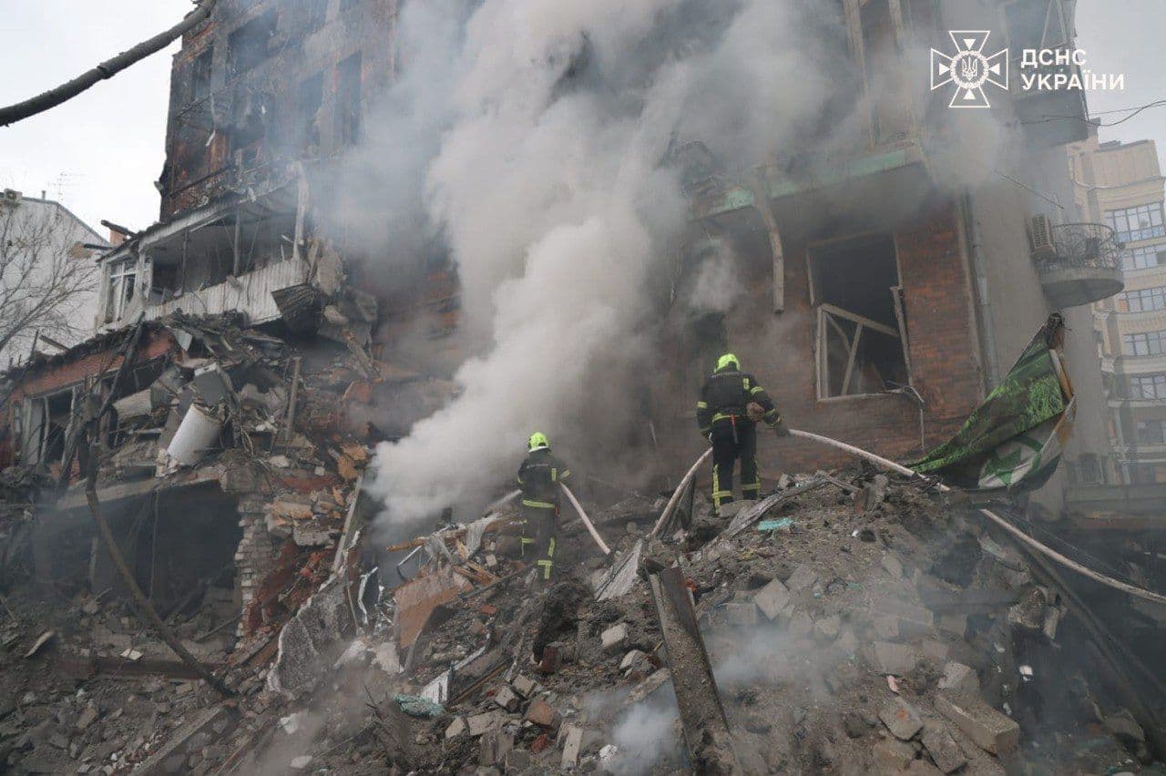 Update: Russian missile attack on Kharkiv injures at least 19 people, including a baby, local authorities report