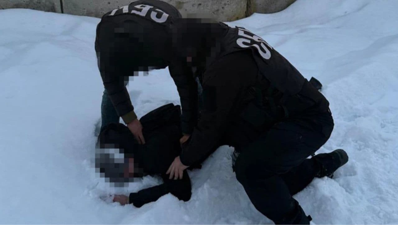 Ukraine war latest live: SBU detains Russian GRU agents scouting Oreshnik strike aftermath in Lviv Oblast