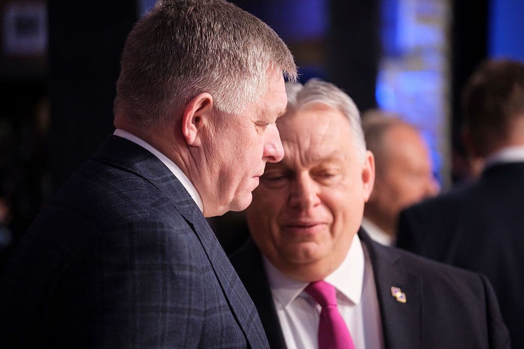 Ukraine condemns Hungarian, Slovak 'ultimatums' amid energy dispute