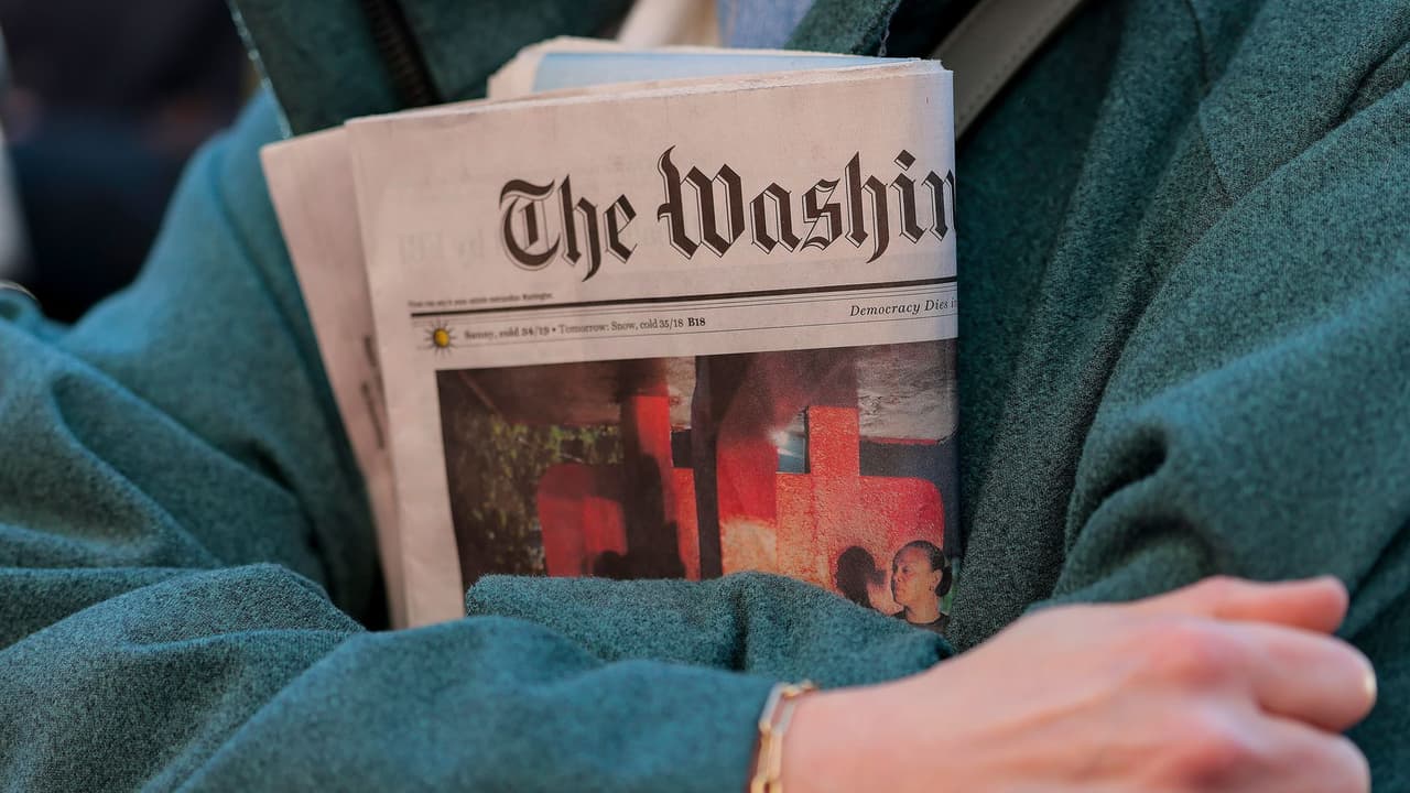 Editorial: What happens when oligarchs own media