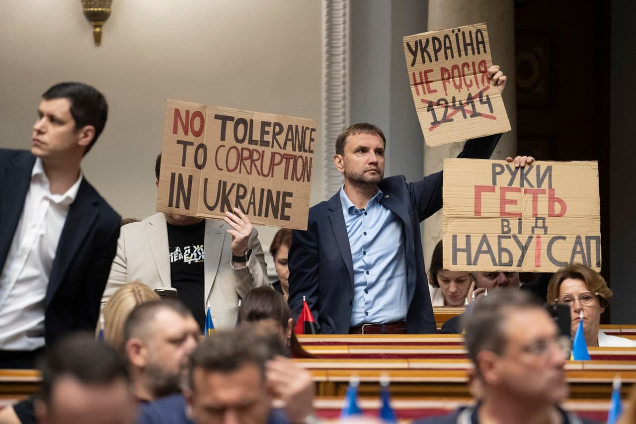 End of Ukraine's 'untouchables'? Zelensky faces final choice for Ukraine's anti-corruption future