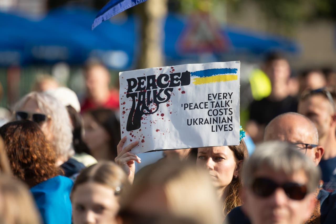 70% of Ukrainians skeptical US-Ukraine-Russia talks will bring lasting peace, poll shows