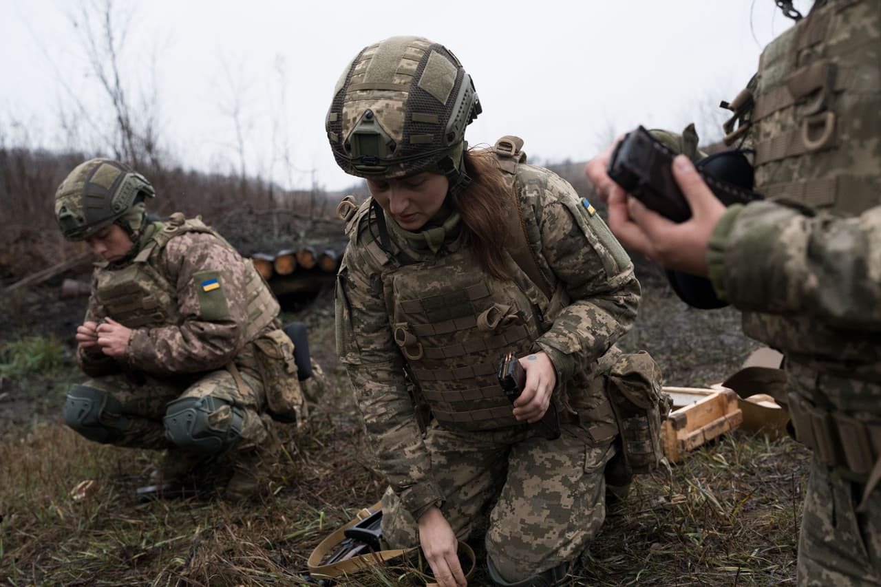 After six years at the front, here is what nobody tells you about being a woman at war