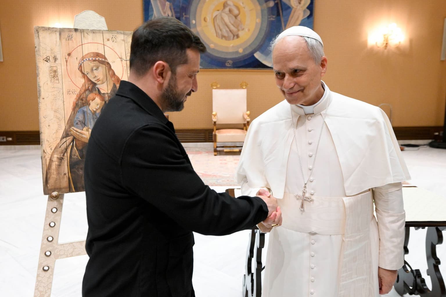 Zelensky speaks with Pope as Russia steps up attacks instead of Easter ceasefire