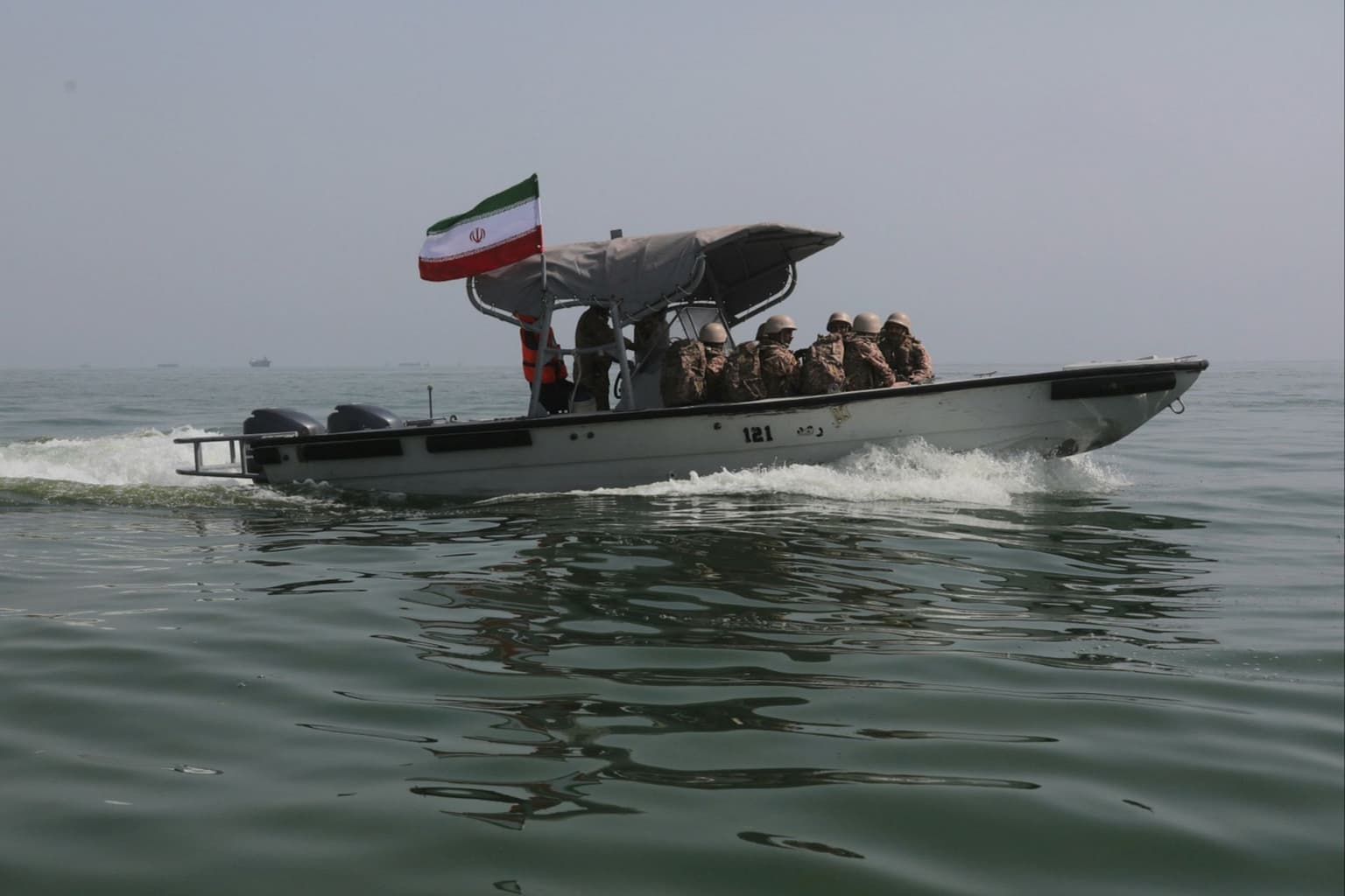 Iran threatens to shut Strait of Hormuz if US naval blockade persists