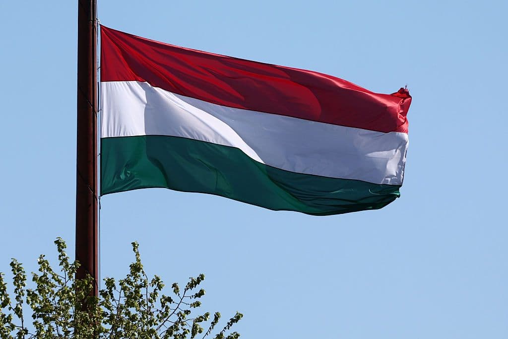 Hungarians distrust Orban, want shift in foreign policy
