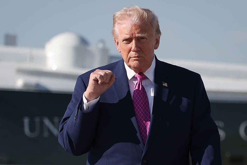 Status of Russian oil sanctions uncertain as Trump vows  to blockade Strait of Hormuz