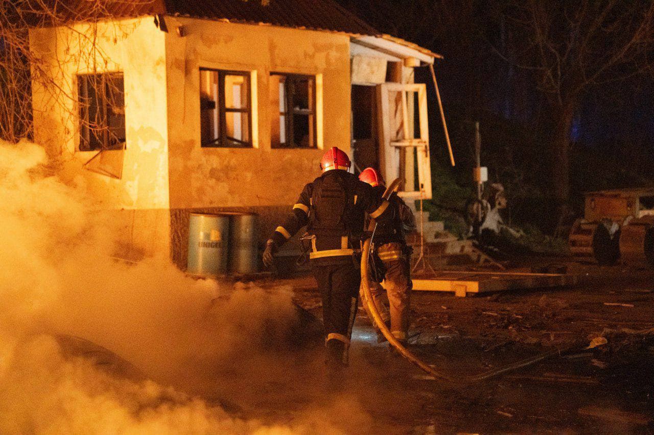 Russian attacks kill 4, injure 36 in Ukraine over past day