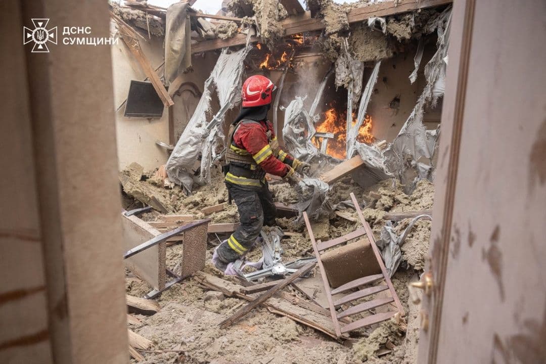 Sumy hit by morning artillery bombardment as Russian strikes across Ukraine kill at least 6, injure 52 over past day