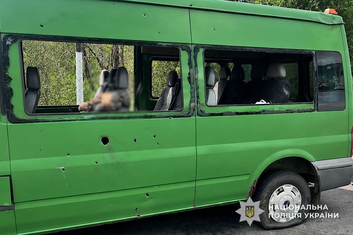 Russian drone targets civilian minibus in Nikopol, killing 2, injuring at least 12