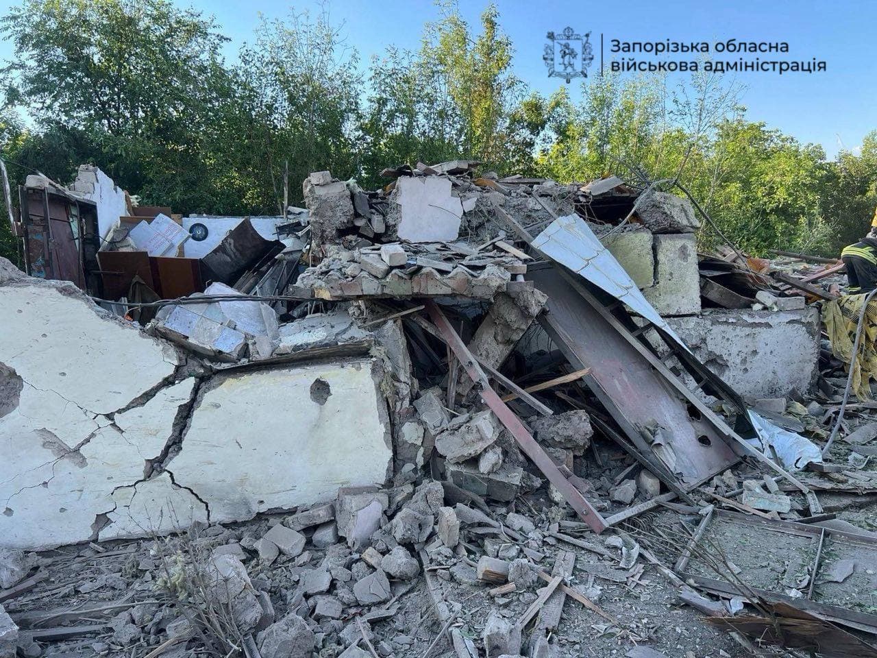 At least 5 dead, 10 injured in Russian bombing in Zaporizhzhia