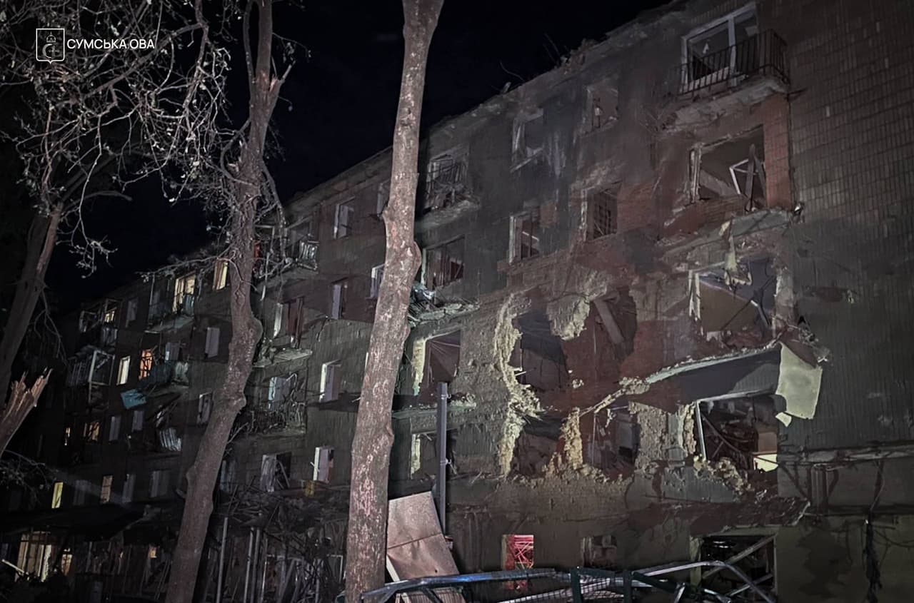 Russian airstrike in downtown Sumy kills 4, including child, injures at least 20