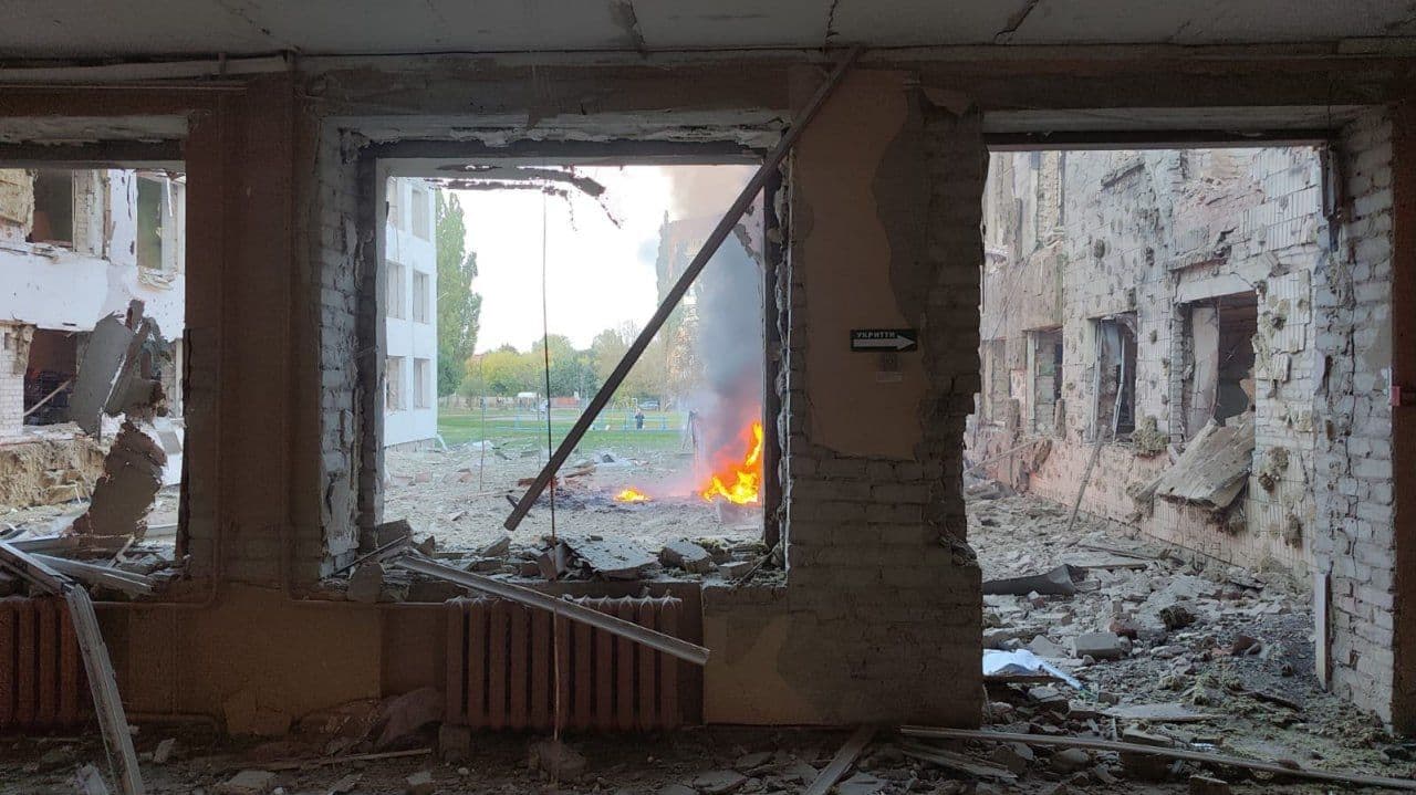 3 children injured as Russia strikes Sumy school with glide bombs