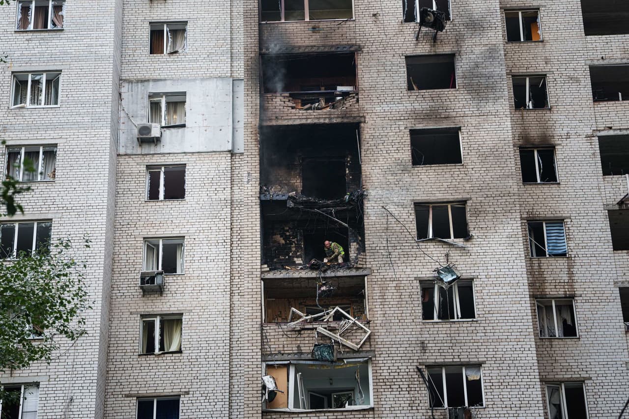 Russian attacks on Kyiv kill 5, including 14-year-old boy, injure 39 as drone strikes continue into daytime