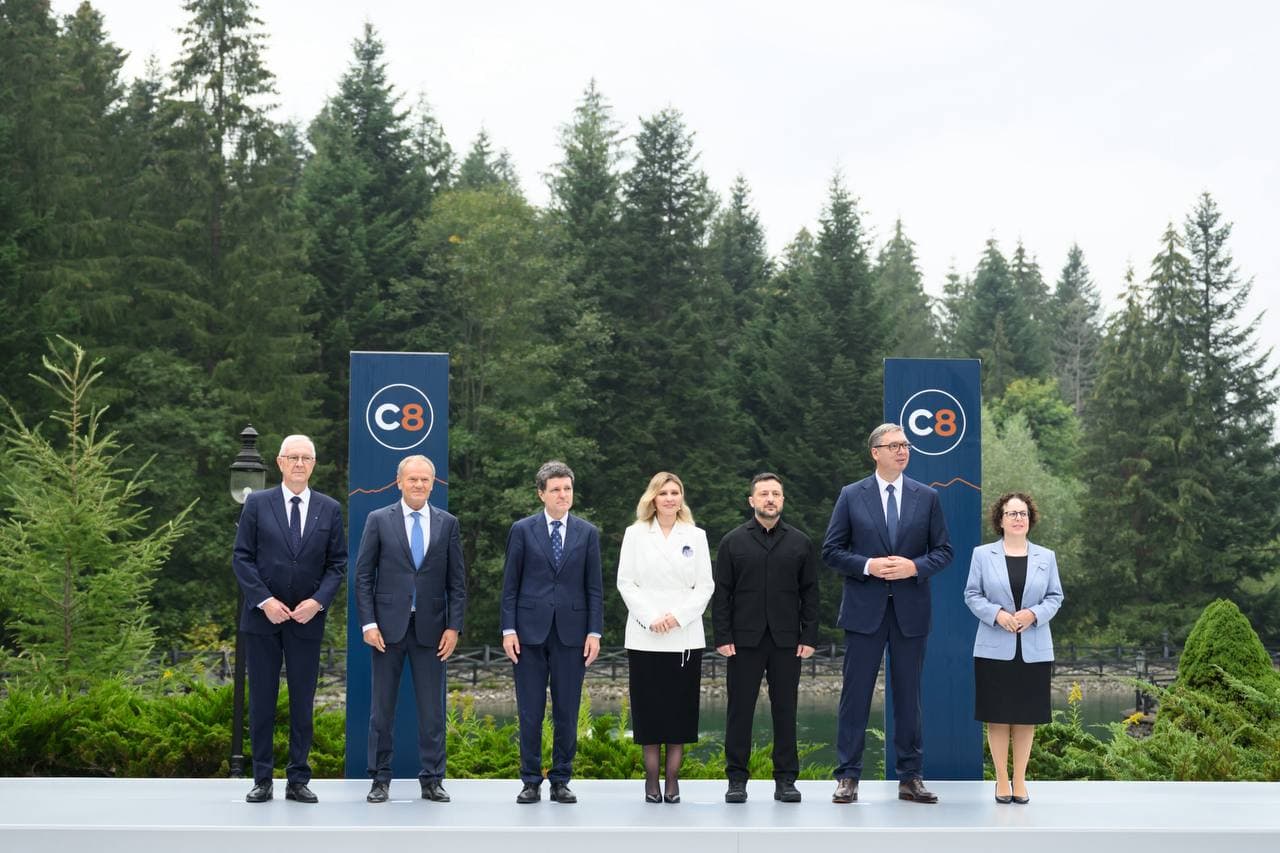Zelensky hosts European leaders at inaugural Carpathian 8 Summit