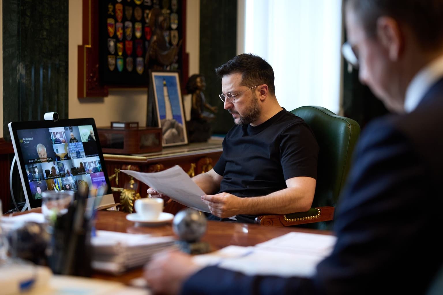 US holding up air defense missiles for Ukraine for nearly a month, Zelensky says