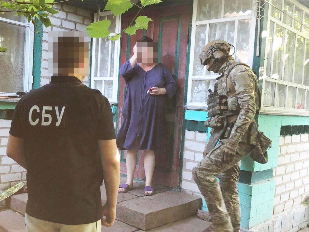 SBU detains woman suspected of spying in Zhytomyr Oblast