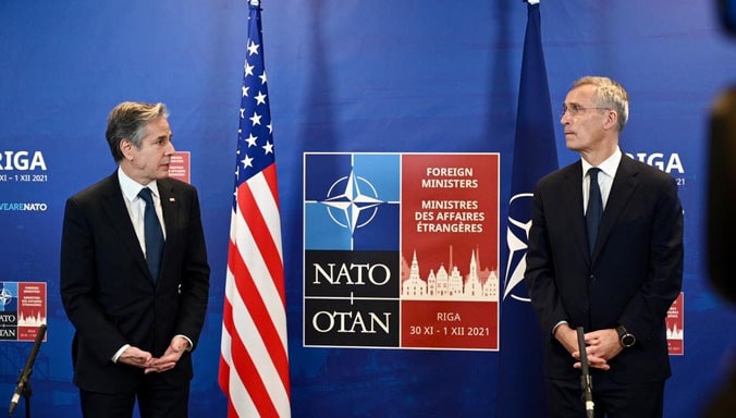 West promises consequences if Russia invades Ukraine