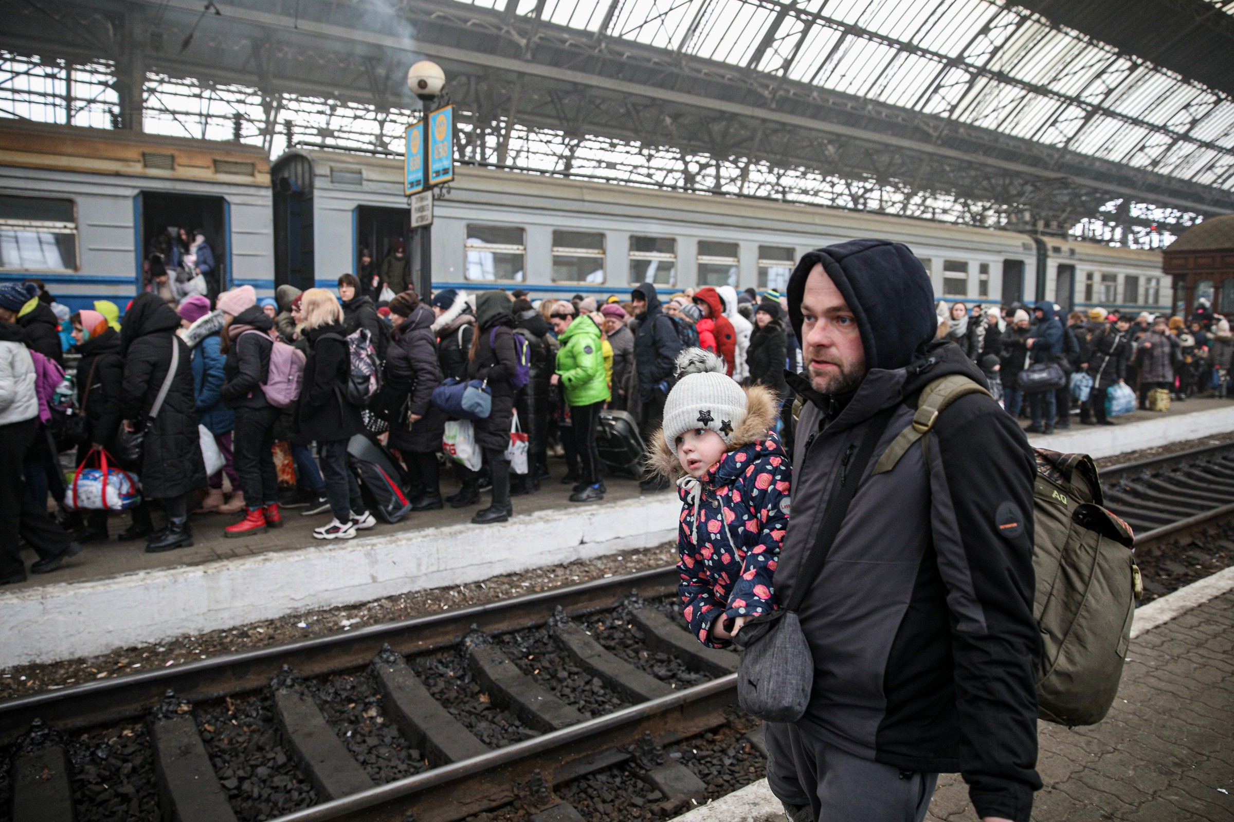 Ukraine’s unemployment rate record high amid war, but labor market recovering in some regions