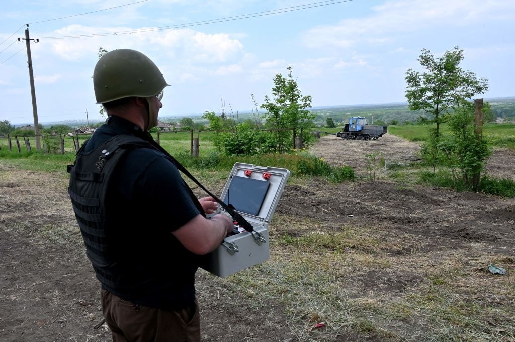 Ukraine to receive $730 million for demining equipment from partners by 2034