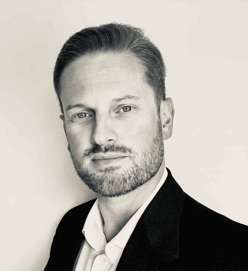 Richard Cashman photo